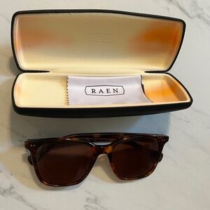 Raen Tortoise Polarized Sunglasses NWOT